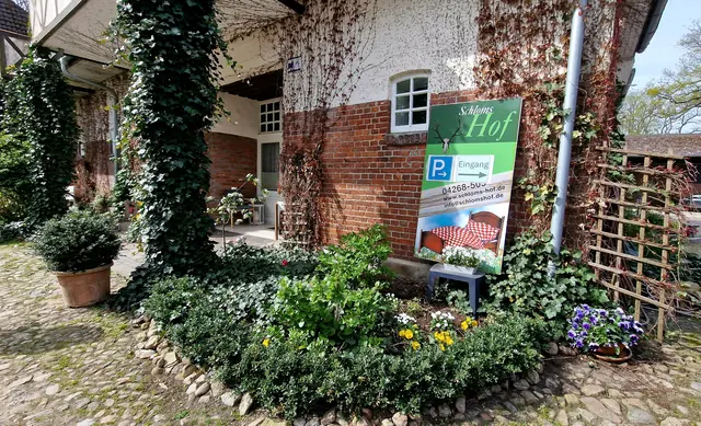 Photo of Schloms Hof